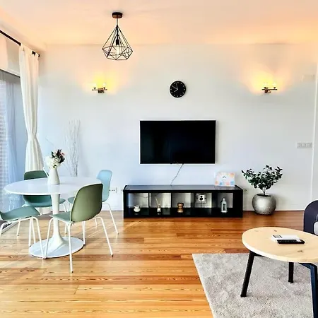 Luz Benfica Apartman *